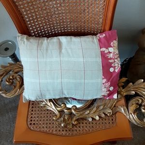 NAUTICA, Floral & Check, Cotton Cover w Buttons, Grey Down & Feather Thro Pillow